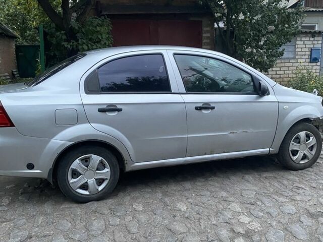 Серый Шевроле Авео, объемом двигателя 1.5 л и пробегом 1 тыс. км за 2000 $, фото 4 на Automoto.ua