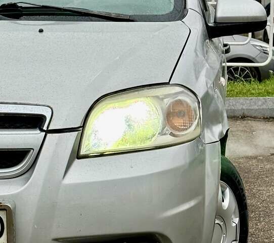 Серый Шевроле Авео, объемом двигателя 1.5 л и пробегом 241 тыс. км за 1999 $, фото 8 на Automoto.ua