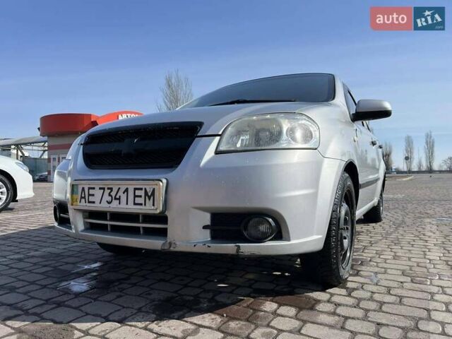 Серый Шевроле Авео, объемом двигателя 1.5 л и пробегом 245 тыс. км за 3200 $, фото 8 на Automoto.ua