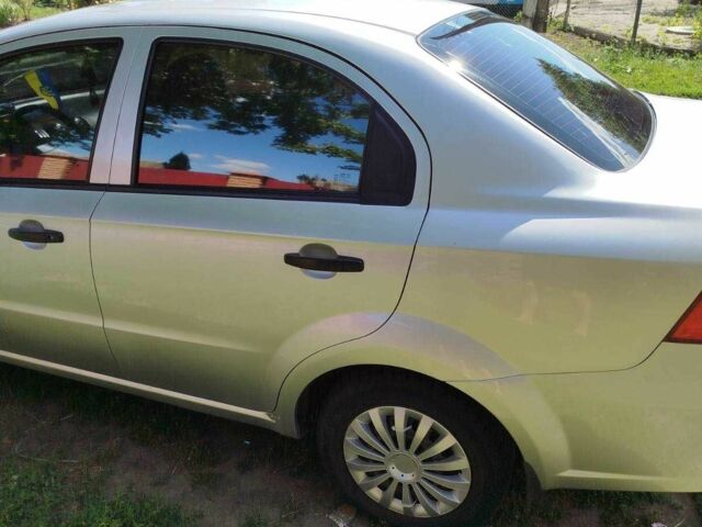 Сірий Шевроле Авео, об'ємом двигуна 1.5 л та пробігом 146 тис. км за 3799 $, фото 17 на Automoto.ua