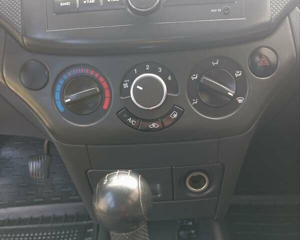 Серый Шевроле Авео, объемом двигателя 1.15 л и пробегом 223 тыс. км за 3300 $, фото 13 на Automoto.ua