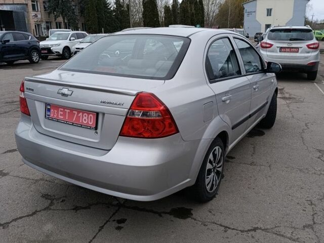 Серый Шевроле Авео, объемом двигателя 1.4 л и пробегом 170 тыс. км за 4300 $, фото 2 на Automoto.ua