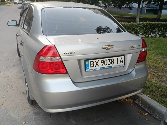 Серый Шевроле Авео, объемом двигателя 1.5 л и пробегом 168 тыс. км за 3700 $, фото 3 на Automoto.ua