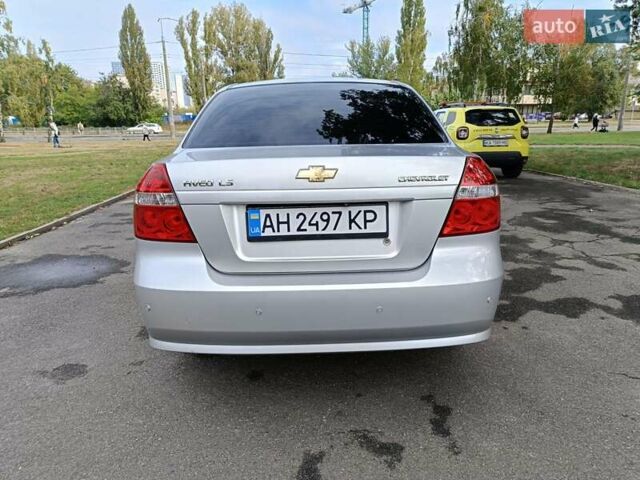 Сірий Шевроле Авео, об'ємом двигуна 1.5 л та пробігом 129 тис. км за 3499 $, фото 2 на Automoto.ua