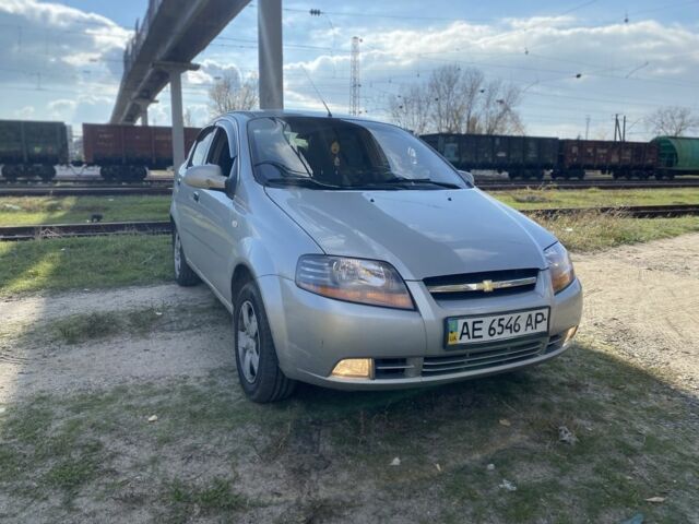 Сірий Шевроле Авео, об'ємом двигуна 1.5 л та пробігом 140 тис. км за 2500 $, фото 1 на Automoto.ua
