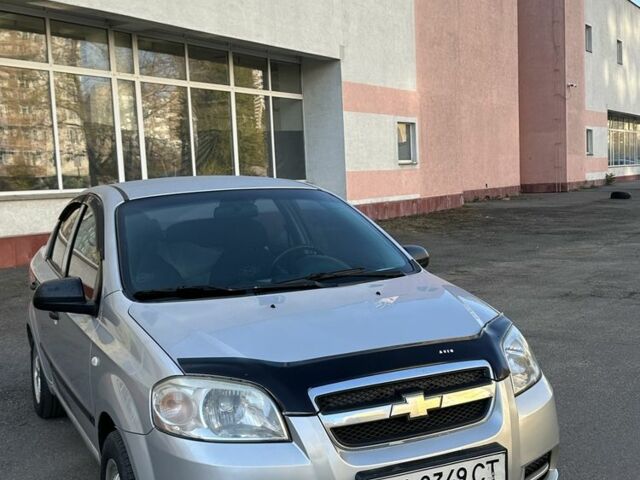 Серый Шевроле Авео, объемом двигателя 1.4 л и пробегом 270 тыс. км за 3400 $, фото 1 на Automoto.ua