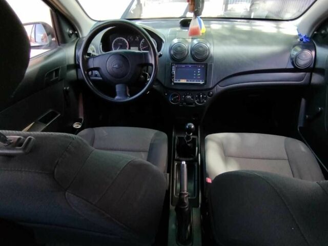 Сірий Шевроле Авео, об'ємом двигуна 1.5 л та пробігом 146 тис. км за 3799 $, фото 9 на Automoto.ua