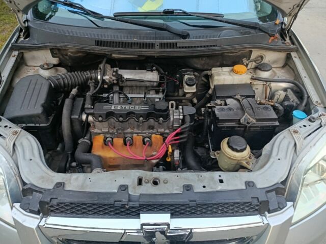 Серый Шевроле Авео, объемом двигателя 1.5 л и пробегом 168 тыс. км за 3700 $, фото 7 на Automoto.ua