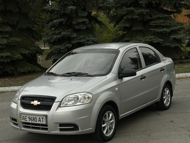 Сірий Шевроле Авео, об'ємом двигуна 1.5 л та пробігом 191 тис. км за 2999 $, фото 2 на Automoto.ua