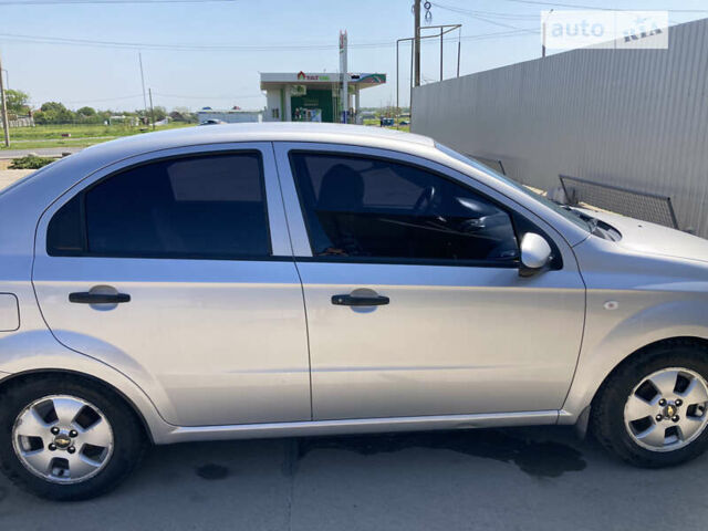 Сірий Шевроле Авео, об'ємом двигуна 1.5 л та пробігом 130 тис. км за 5200 $, фото 6 на Automoto.ua