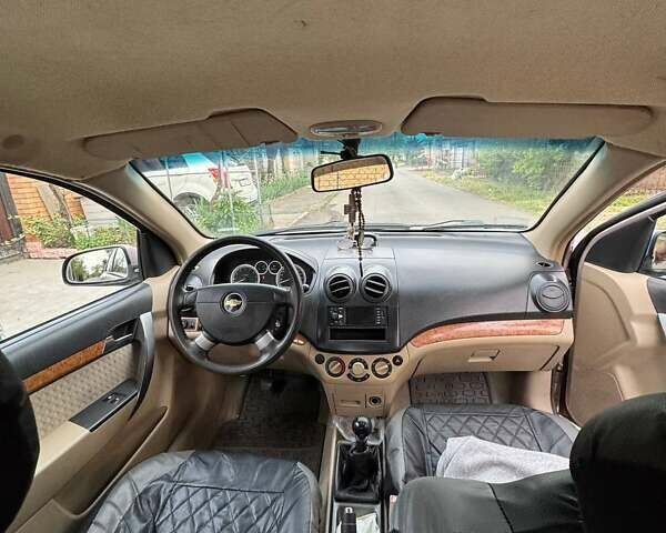 Серый Шевроле Авео, объемом двигателя 1.6 л и пробегом 106 тыс. км за 4700 $, фото 6 на Automoto.ua