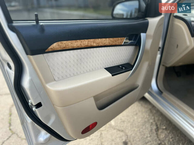 Сірий Шевроле Авео, об'ємом двигуна 1.6 л та пробігом 74 тис. км за 5099 $, фото 10 на Automoto.ua