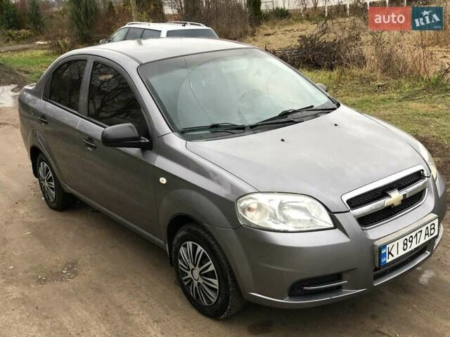 Серый Шевроле Авео, объемом двигателя 1.5 л и пробегом 350 тыс. км за 3199 $, фото 5 на Automoto.ua