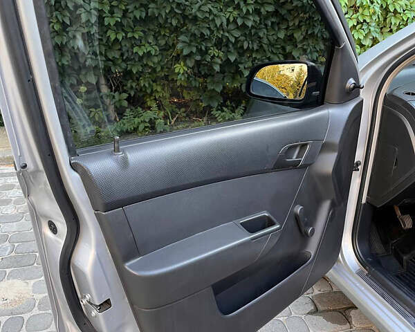 Сірий Шевроле Авео, об'ємом двигуна 1.5 л та пробігом 62 тис. км за 4800 $, фото 8 на Automoto.ua