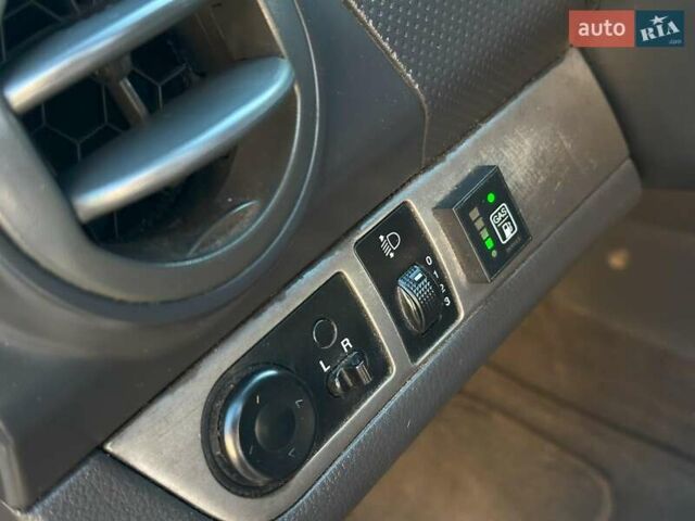 Серый Шевроле Авео, объемом двигателя 1.5 л и пробегом 137 тыс. км за 4940 $, фото 12 на Automoto.ua