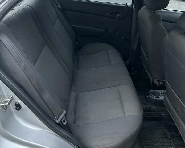 Серый Шевроле Авео, объемом двигателя 1.5 л и пробегом 191 тыс. км за 2999 $, фото 9 на Automoto.ua