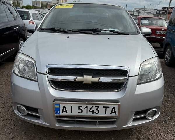 Сірий Шевроле Авео, об'ємом двигуна 1.5 л та пробігом 175 тис. км за 4500 $, фото 1 на Automoto.ua