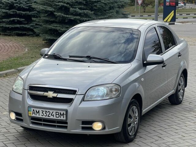 Серый Шевроле Авео, объемом двигателя 1.5 л и пробегом 161 тыс. км за 4999 $, фото 3 на Automoto.ua
