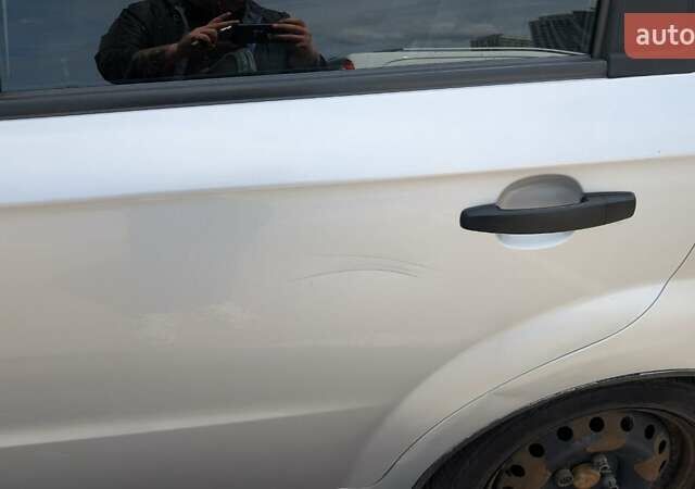 Сірий Шевроле Авео, об'ємом двигуна 1.4 л та пробігом 119 тис. км за 3500 $, фото 12 на Automoto.ua