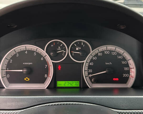 Сірий Шевроле Авео, об'ємом двигуна 1.6 л та пробігом 274 тис. км за 4299 $, фото 15 на Automoto.ua