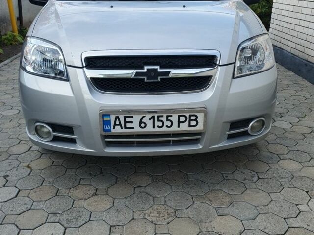 Серый Шевроле Авео, объемом двигателя 1.5 л и пробегом 255 тыс. км за 5000 $, фото 4 на Automoto.ua