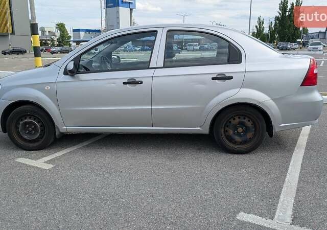 Сірий Шевроле Авео, об'ємом двигуна 1.4 л та пробігом 119 тис. км за 3500 $, фото 1 на Automoto.ua