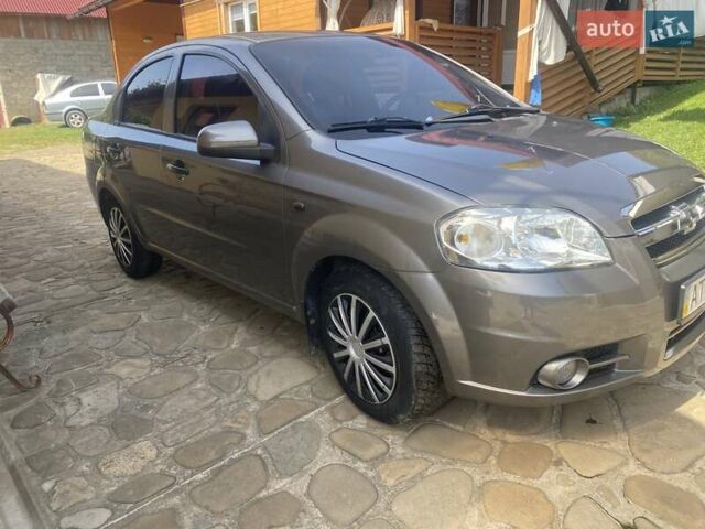 Серый Шевроле Авео, объемом двигателя 1.5 л и пробегом 104 тыс. км за 2999 $, фото 2 на Automoto.ua