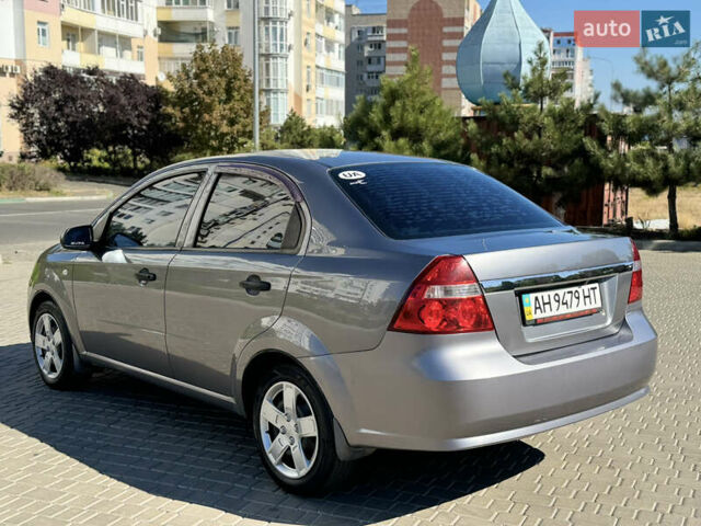 Сірий Шевроле Авео, об'ємом двигуна 1.5 л та пробігом 165 тис. км за 4800 $, фото 7 на Automoto.ua