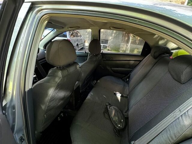 Сірий Шевроле Авео, об'ємом двигуна 1.5 л та пробігом 271 тис. км за 3799 $, фото 6 на Automoto.ua