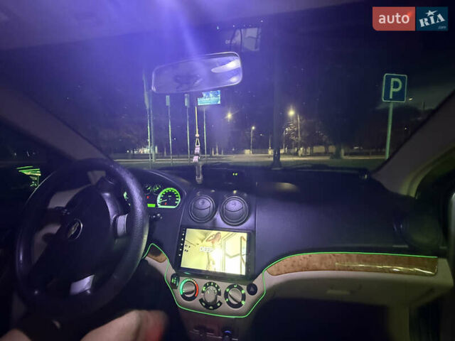 Сірий Шевроле Авео, об'ємом двигуна 1.6 л та пробігом 234 тис. км за 4300 $, фото 15 на Automoto.ua