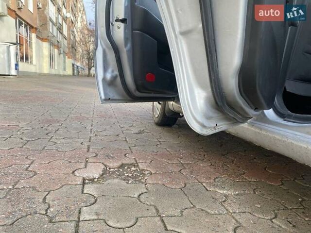 Серый Шевроле Авео, объемом двигателя 1.5 л и пробегом 194 тыс. км за 3700 $, фото 3 на Automoto.ua