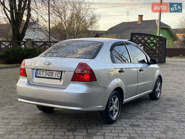 Сірий Шевроле Авео, об'ємом двигуна 1.5 л та пробігом 237 тис. км за 2650 $, фото 8 на Automoto.ua