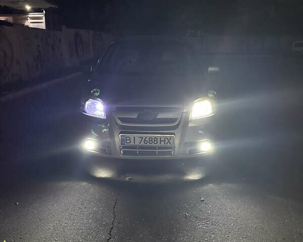 Сірий Шевроле Авео, об'ємом двигуна 1.6 л та пробігом 234 тис. км за 4300 $, фото 14 на Automoto.ua