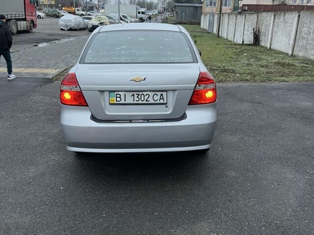 Сірий Шевроле Авео, об'ємом двигуна 1.5 л та пробігом 140 тис. км за 3900 $, фото 3 на Automoto.ua