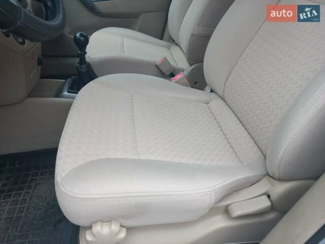 Серый Шевроле Авео, объемом двигателя 1.6 л и пробегом 138 тыс. км за 4400 $, фото 18 на Automoto.ua