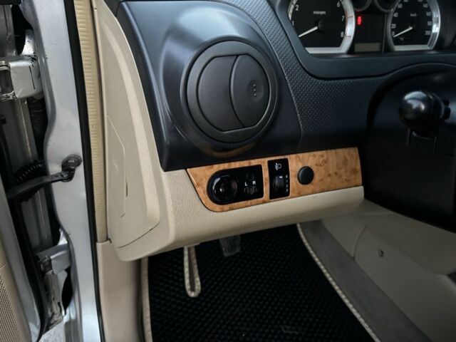 Сірий Шевроле Авео, об'ємом двигуна 1.6 л та пробігом 148 тис. км за 4550 $, фото 20 на Automoto.ua