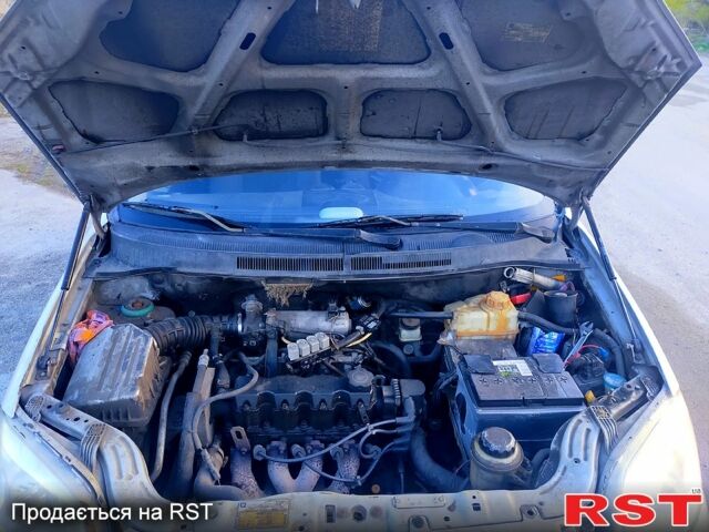 Серый Шевроле Авео, объемом двигателя 1.5 л и пробегом 550 тыс. км за 2800 $, фото 3 на Automoto.ua