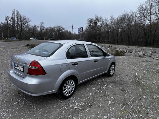 Серый Шевроле Авео, объемом двигателя 1.5 л и пробегом 257 тыс. км за 3500 $, фото 2 на Automoto.ua