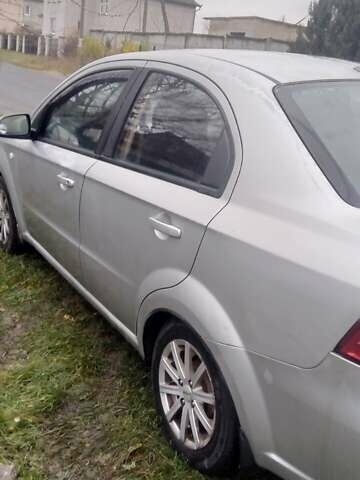 Сірий Шевроле Авео, об'ємом двигуна 1.6 л та пробігом 295 тис. км за 1800 $, фото 19 на Automoto.ua