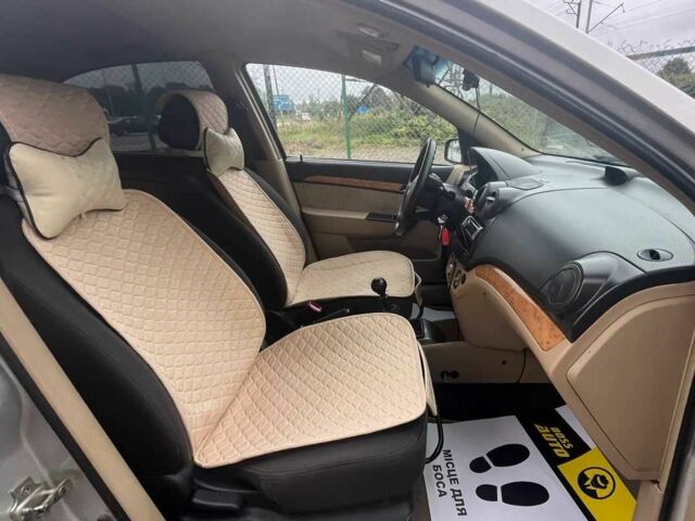 Серый Шевроле Авео, объемом двигателя 1.6 л и пробегом 185 тыс. км за 3499 $, фото 21 на Automoto.ua