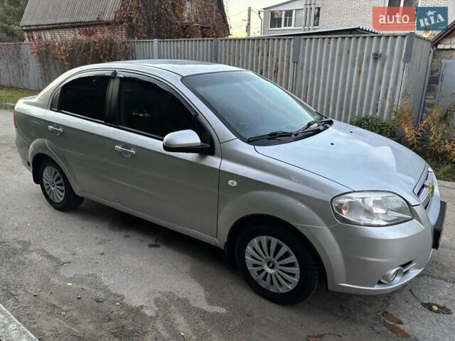 Сірий Шевроле Авео, об'ємом двигуна 1.6 л та пробігом 148 тис. км за 4550 $, фото 13 на Automoto.ua