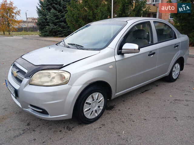 Серый Шевроле Авео, объемом двигателя 1.5 л и пробегом 125 тыс. км за 3250 $, фото 3 на Automoto.ua