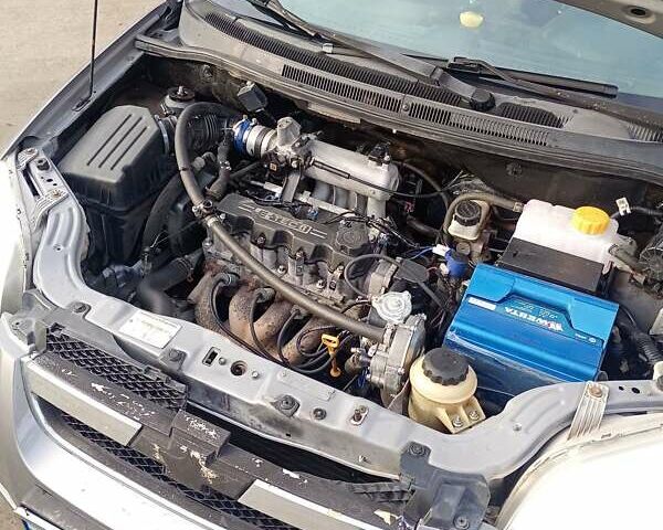 Серый Шевроле Авео, объемом двигателя 1.5 л и пробегом 200 тыс. км за 3000 $, фото 14 на Automoto.ua