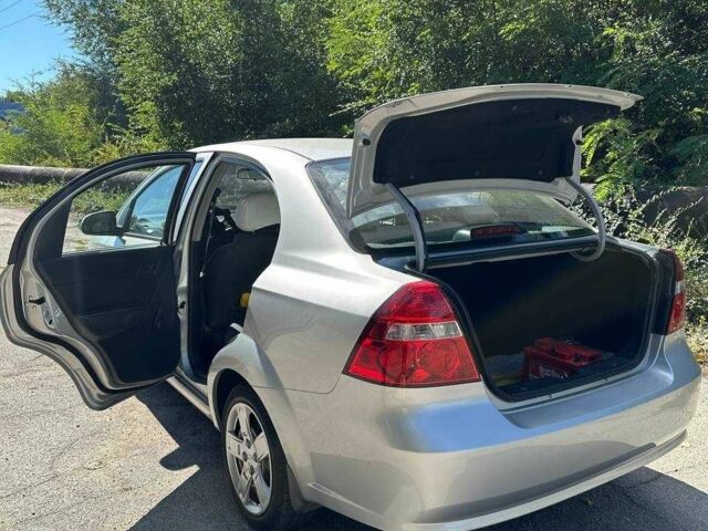 Серый Шевроле Авео, объемом двигателя 1.6 л и пробегом 65 тыс. км за 5300 $, фото 3 на Automoto.ua