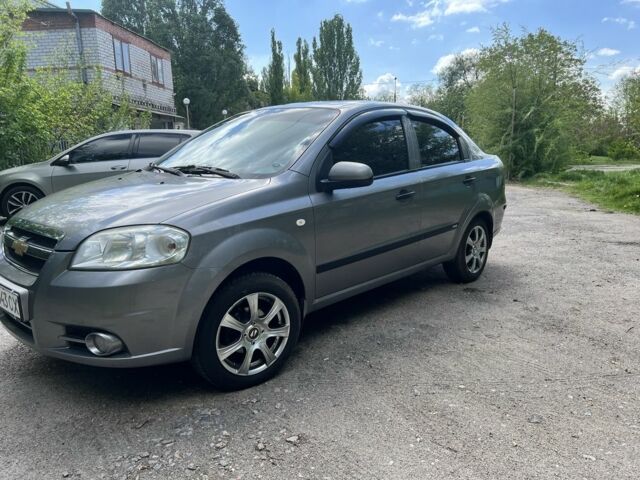 Серый Шевроле Авео, объемом двигателя 1.5 л и пробегом 197 тыс. км за 4500 $, фото 4 на Automoto.ua