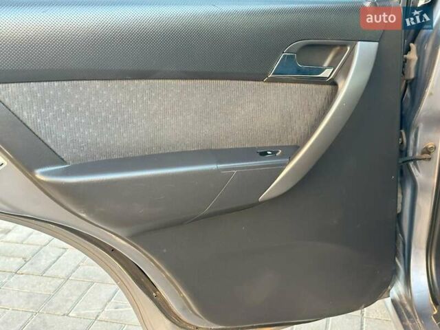 Серый Шевроле Авео, объемом двигателя 1.5 л и пробегом 137 тыс. км за 4940 $, фото 15 на Automoto.ua