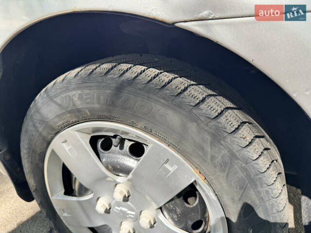 Серый Шевроле Авео, объемом двигателя 1.5 л и пробегом 560 тыс. км за 2450 $, фото 15 на Automoto.ua