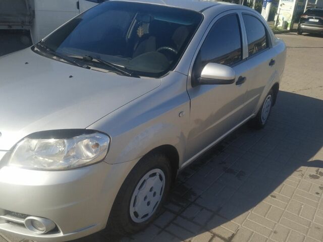 Сірий Шевроле Авео, об'ємом двигуна 1.5 л та пробігом 221 тис. км за 3200 $, фото 2 на Automoto.ua