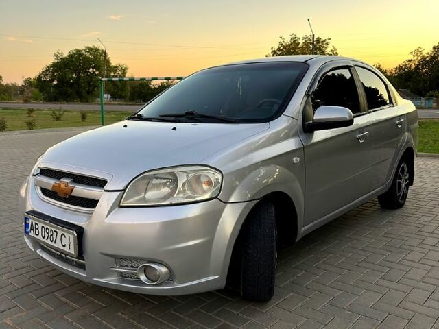 Сірий Шевроле Авео, об'ємом двигуна 1.6 л та пробігом 260 тис. км за 2700 $, фото 2 на Automoto.ua