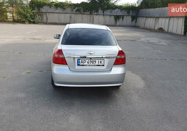 Серый Шевроле Авео, объемом двигателя 1.6 л и пробегом 99 тыс. км за 4900 $, фото 4 на Automoto.ua
